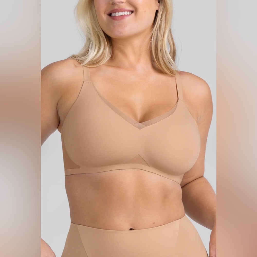 HONEYLOVE CROSSOVER BRA, SIZE S++ (34F), NWT.